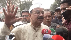 দ্রুত নির্বাচন দিতে না পারলে সরকার ব্যর্থ: গয়েশ্বর