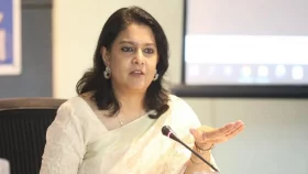 গণহত্যার বিচার প্রক্রিয়ায় শেখ হাসিনাকে থাকতে হবে: রিজওয়ানা