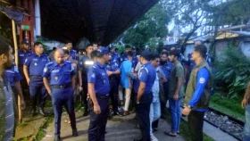 চাঁদপুরে কিশোর গ্যাংয়ের পাঁচ সদস্য আটক