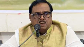 সাবেক খাদ্যমন্ত্রী সাধন চন্দ্র মজুমদার গ্রেপ্তার