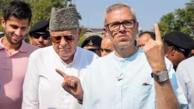 জম্মু-কাশ্মিরের মসনদে বসছেন ওমর আবদুল্লাহ