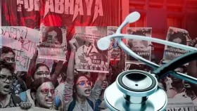 আরজি করকাণ্ড: পশ্চিমবঙ্গে সিনিয়র চিকিৎসকদের গণ ইস্তফা
