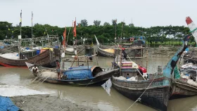 নদী ও সাগরে মাছ ধরায় ২২ দিনের নিষেধাজ্ঞা