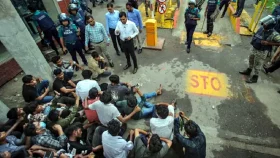 সচিবালয়ে বিশৃঙ্খলা করা সেই ২৬ জন নতুন মামলায় গ্রেপ্তার