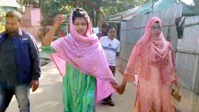 শেখ হাসিনাসহ ১৩০ জনের নামে মিথ্যা মামলা, কারাগারে বাদি