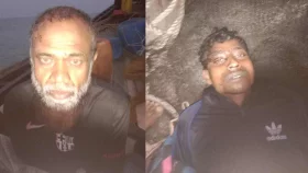 সাগরে ২০ জেলে অপহরণ, তিন জলদস্যু আটক