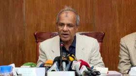 আলোচনার মাধ্যমে সমাধান খুঁজতে হবে: স্বরাষ্ট্র উপদেষ্টা