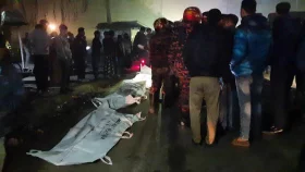 বাণিজ্যমেলায় গিয়ে আর বাড়ি ফেরা হলো না তিন বন্ধুর
