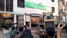 নওগাঁয় সাবেক খাদ্যমন্ত্রীর বাড়ি ও পার্টি অফিস ভাঙচুুর