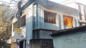 চাঁপাইনবাবগঞ্জে আওয়ামী লীগ অফিস ভাঙচুর ও আগুন