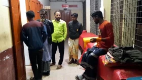 চার গ্রামের বাসিন্দাদের কামড়ালো এক কুকুর