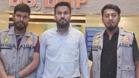 রাস্তায় দৌড়ে দৌড়ে নারীদের পেটানো সেই যুবক আটক
