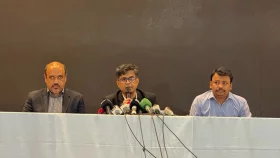 সোমবার শীর্ষ ১২৭ পুলিশের সঙ্গে প্রধান উপদেষ্টার জরুরি বৈঠক