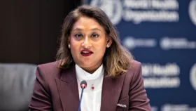 প্রতারণা ও অর্থ আত্মসাতের অভিযোগে পুতুলের বিরুদ্ধে দুই মামলা