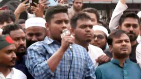 সবকিছু হবে আওয়ামী লীগকে রাষ্ট্র কাঠামোর বাইরে রেখে: হাসনাত