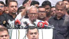 একটা মুলা ঝুলিয়ে রাখার চেষ্টা হচ্ছে: রিজভী