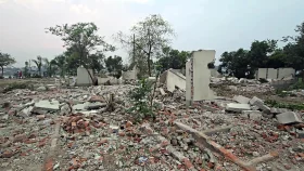 আশ্রয়ণ প্রকল্পের ২০ ঘরে ভাঙচুর-লুটের পর গুড়িয়ে দিলো দুর্বৃত্ত