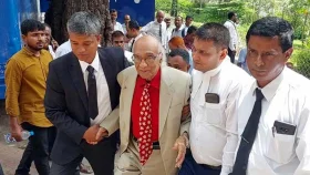 খালাস পেলেন সাংবাদিক শফিক রেহমান