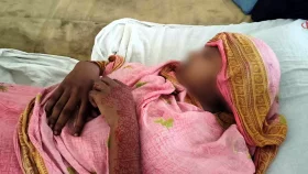 পণের দাবিতে গৃহবধূর মাথার চুল কেটে ফেলার অভিযোগ
