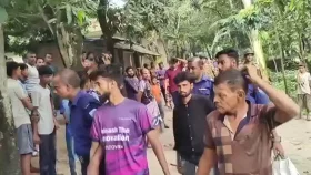 টাকা গোনার মেশিনসহ বিকাশ-নগদে টাকা হাতানো দুই জন গ্রেপ্তার